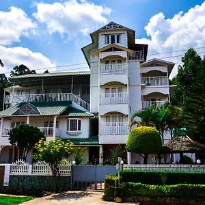 Lakezone Resort